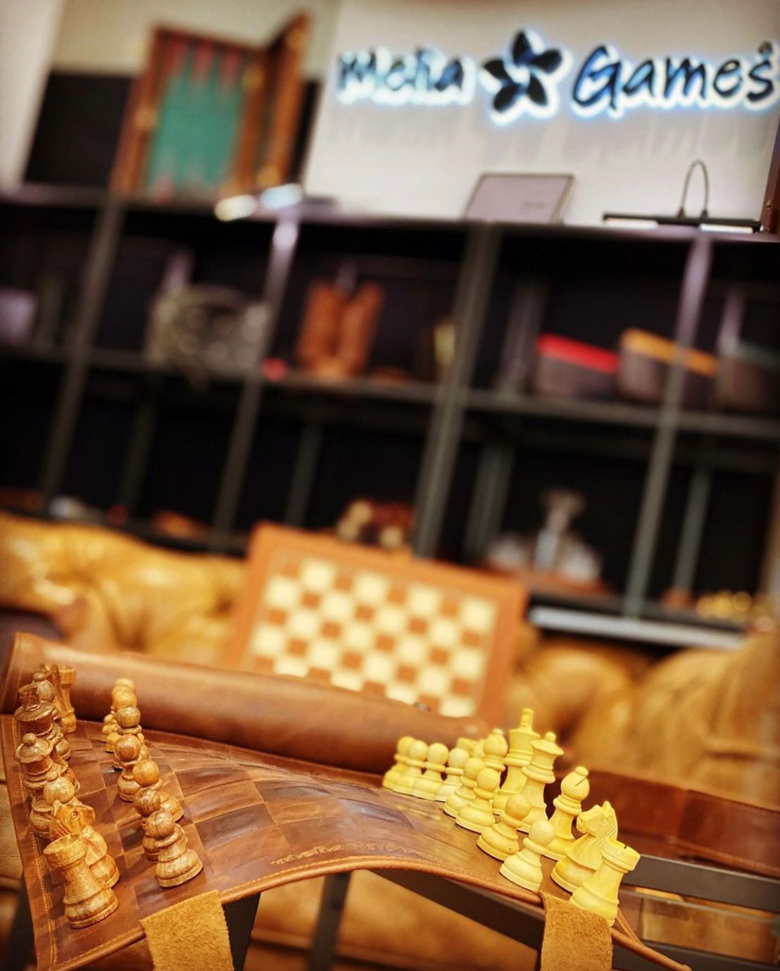 Roll Up Leather Chess Set - Magnet Option - Tobacco