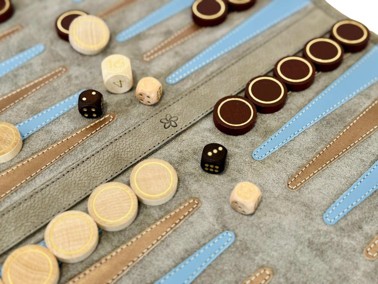 Roll up Leather Backgammon Set - Champagne