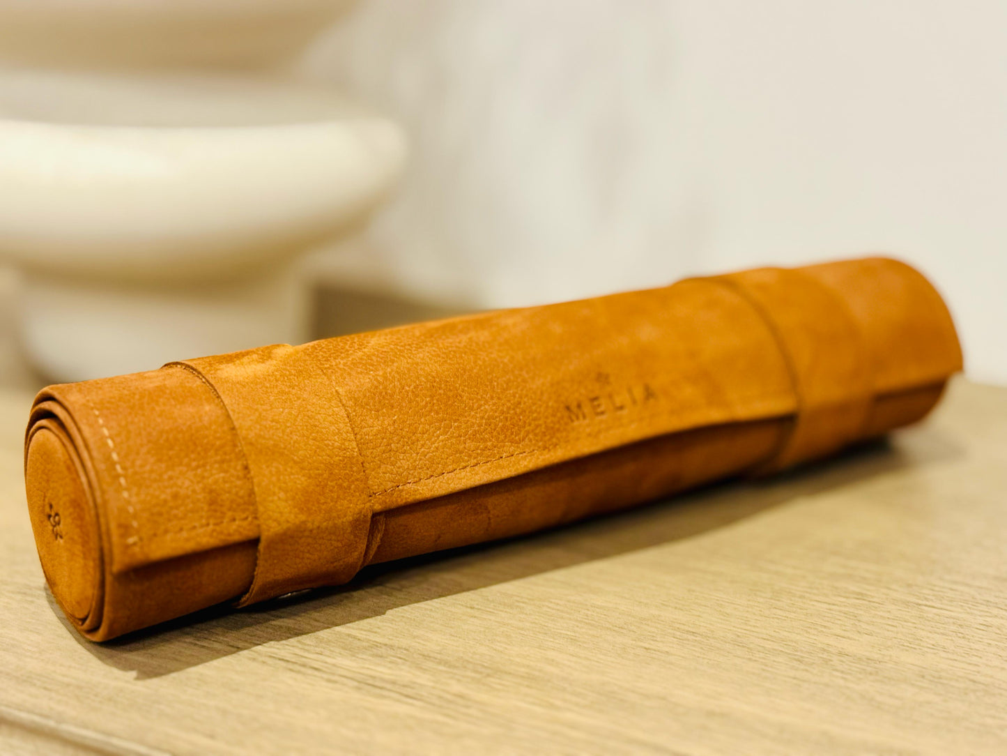 Roll Up Magnetic Leather Chess Set - Whiskey