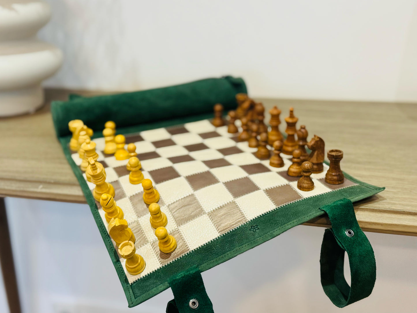 Roll Up Magnetic Leather Chess Set - Grande Dame