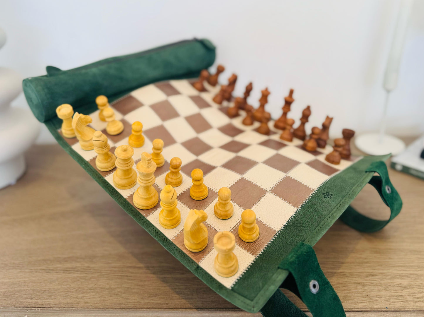 Roll Up Magnetic Leather Chess Set - Grande Dame
