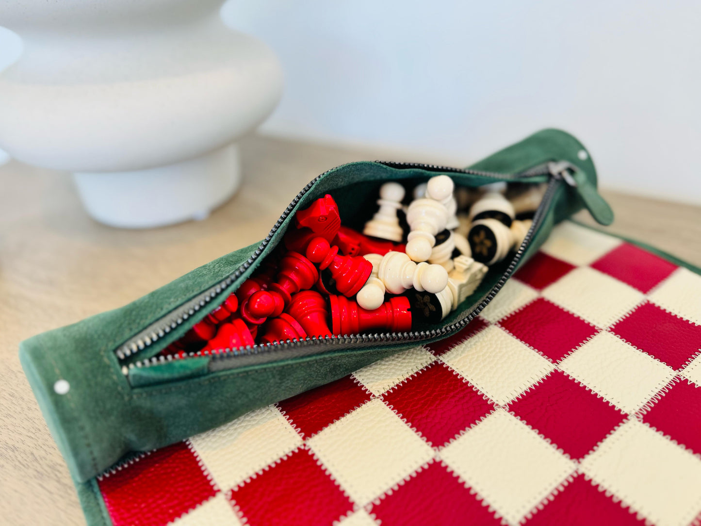 Roll Up Magnetic Leather Chess Set - Bella Italia