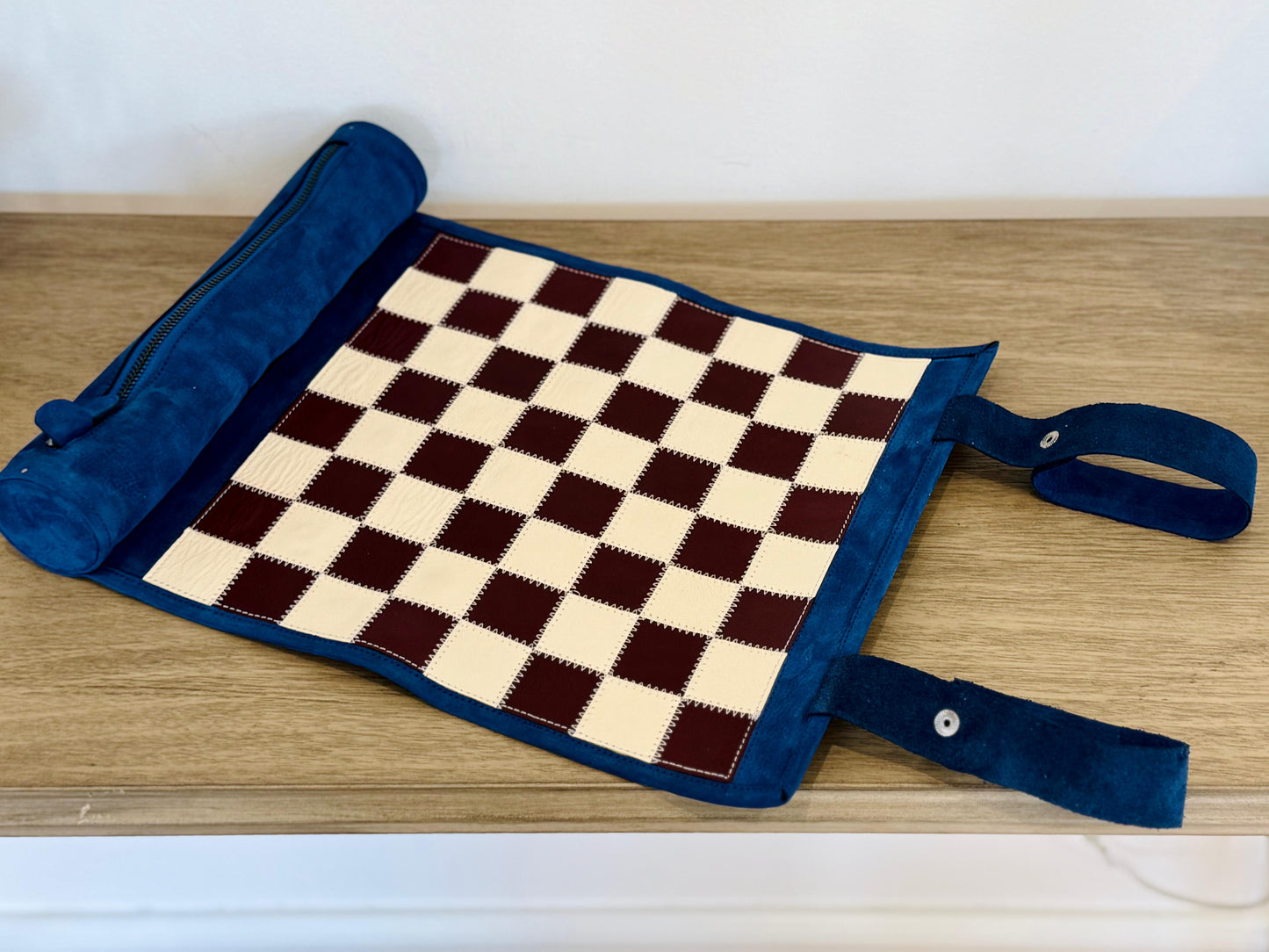 Roll Up Magnetic Leather Chess Set - Les Bleus