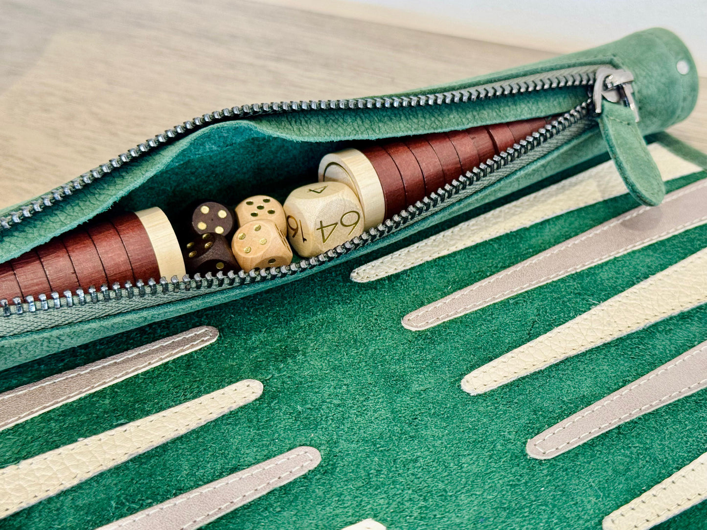 Roll up Leather Backgammon Set - Grande Dame