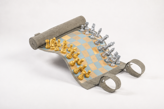 Roll-Up-Schachspiel aus magnetischem Leder – limitierte Edition „Champagne“