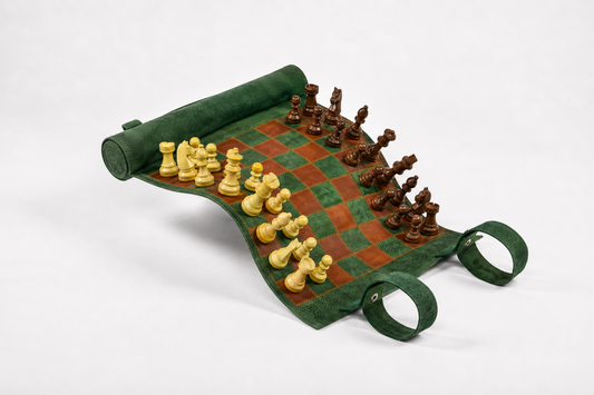 Aufrollbares magnetisches Schachspiel aus Leder – Hunter