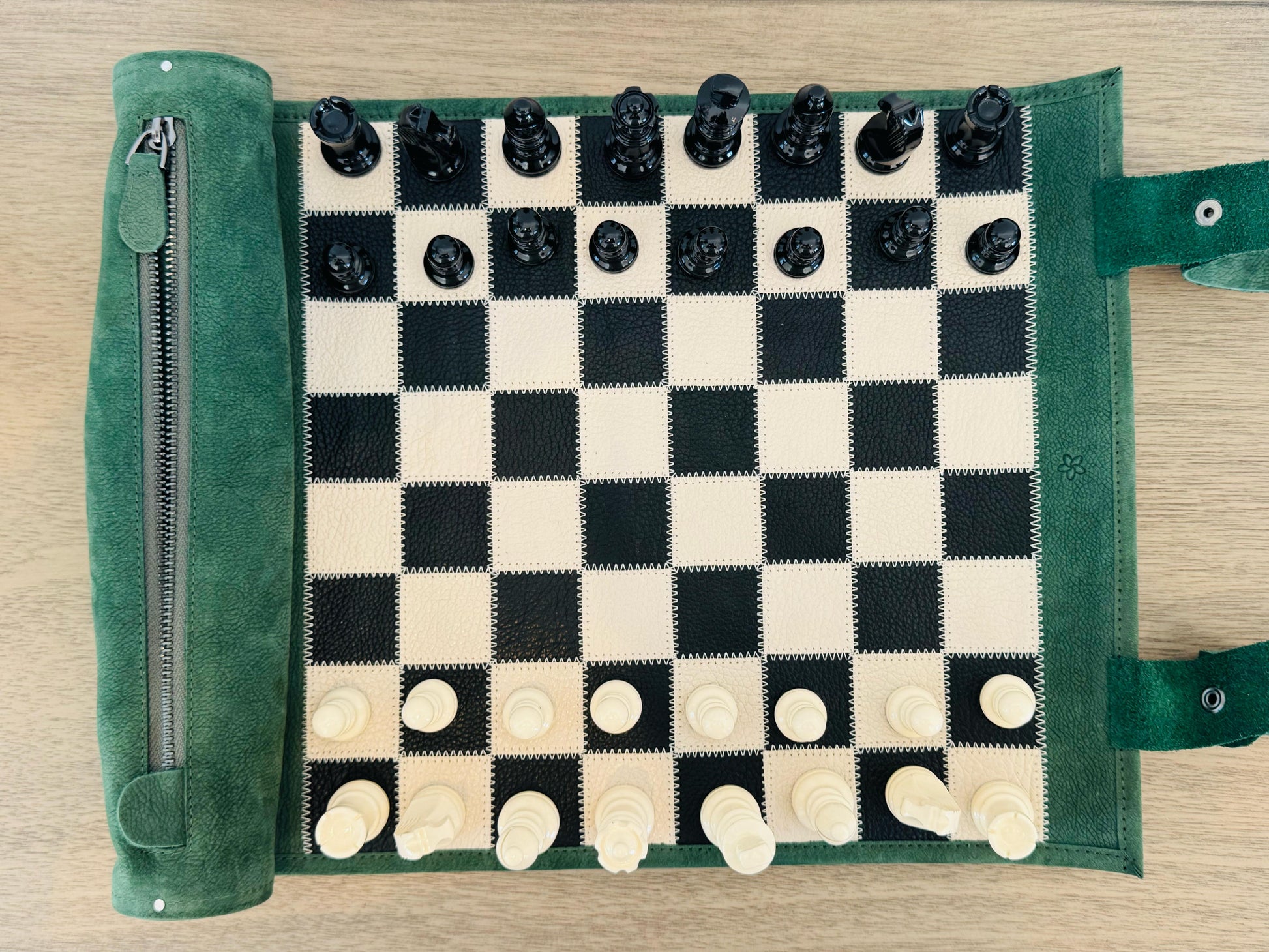 Top view of the Genève magnetic leather chess board